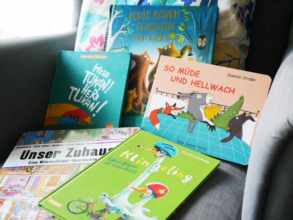 Tolle Kinderbücher für 2- bis 4-jährige: Bücher zum Vorlesen, mitsprechen und Geschichten ausdenken. Egal ob Wimmelbuch oder Geschichte.